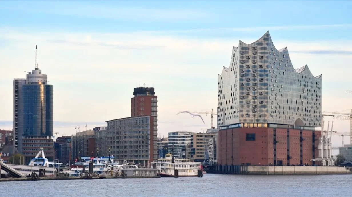 Die Elbphilharmonie vom Aussichtspunkt Steinwerder