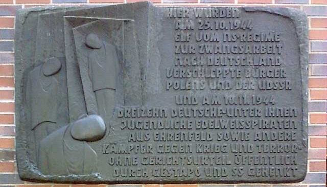 Gedenktafel zum Gedenken ermordeter Zwangsarbeiter und Edelweißpiraten