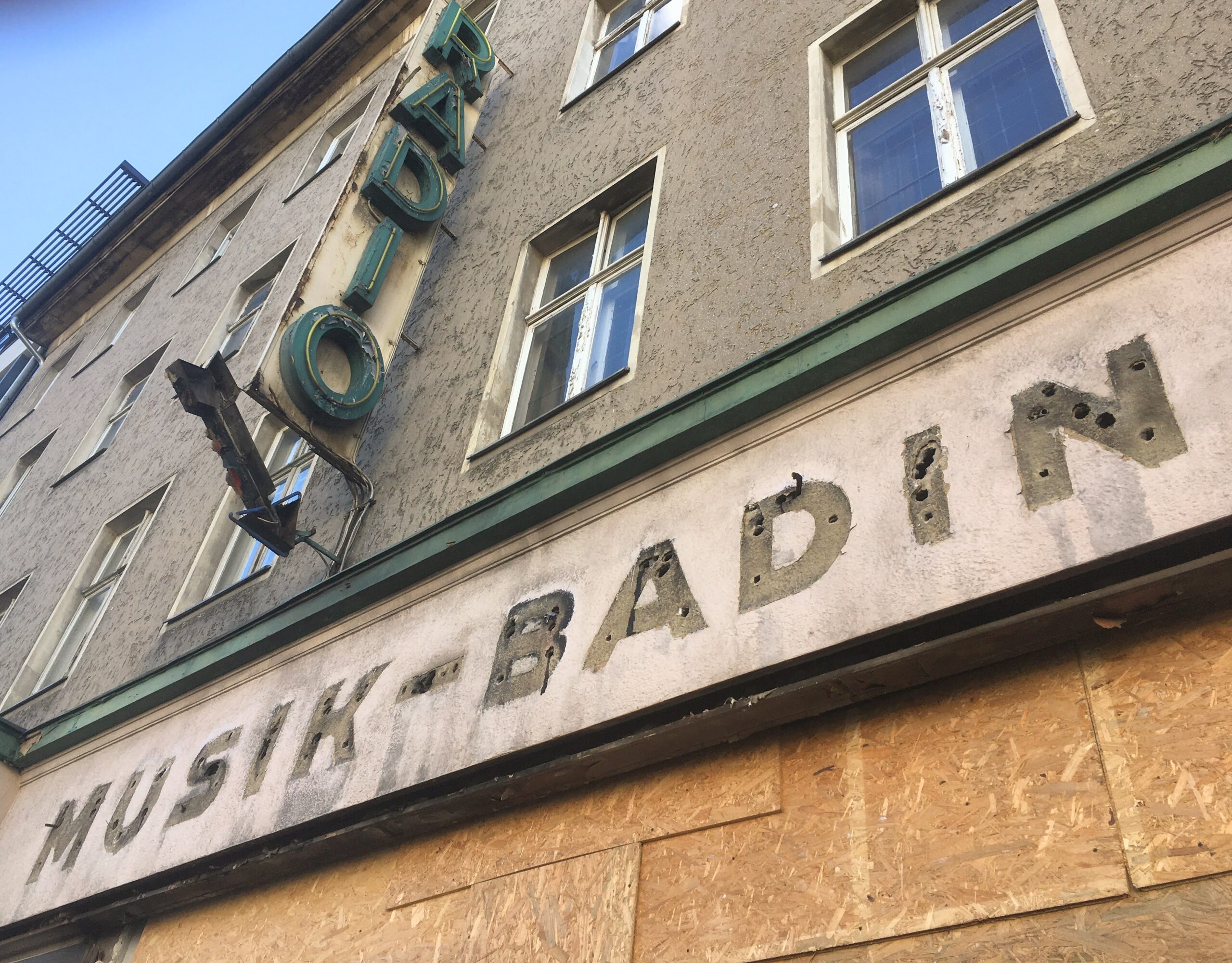 Musikhaus Bading in Berlin-Neukölln