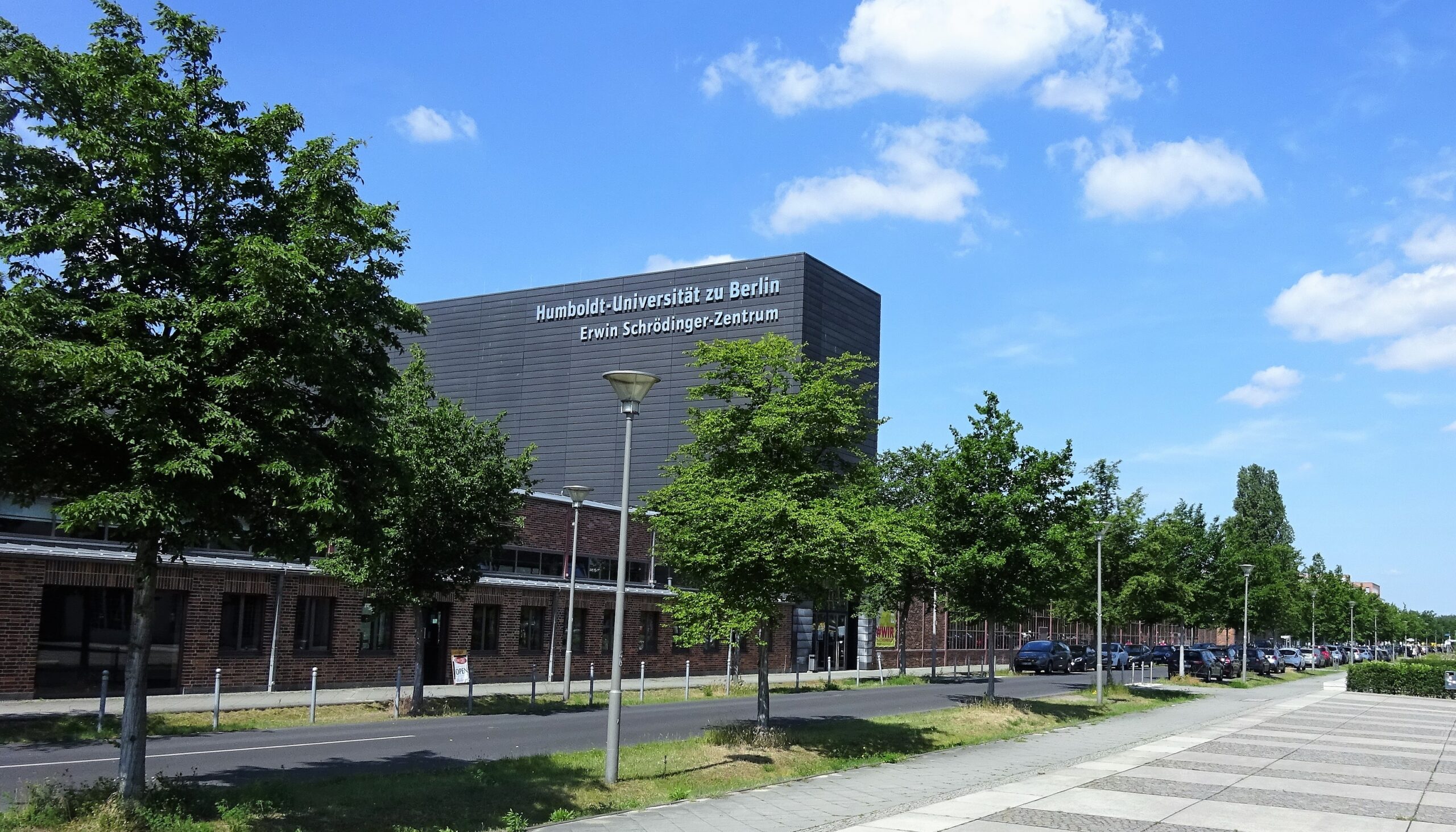 Naturwissenschaft Wissenschaft Technologie Forschung Tour Adlershof Schulklassen Schüler Klassenfahrt